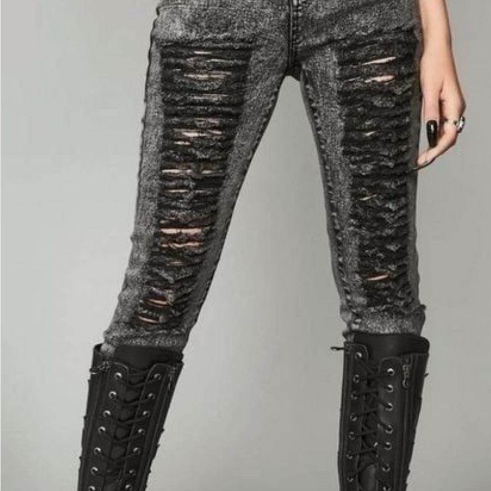 Widow Distressed Acid Wash Skinny Jeans – Size S